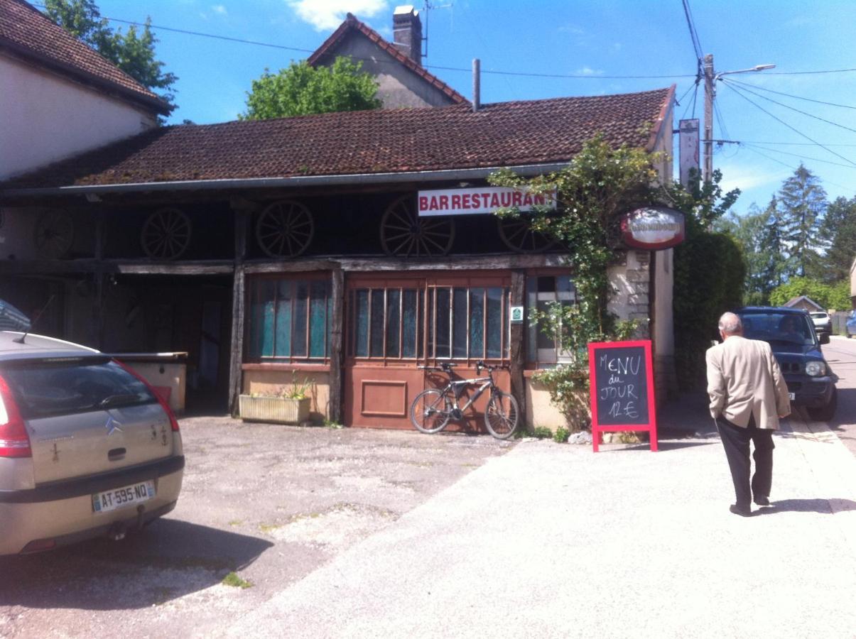 Bed and Breakfast Auberge La Romaine Maizieres  Екстер'єр фото